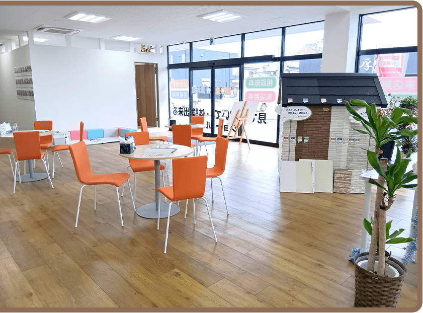 人気メーカーの塗料を実物で比較できる体験型ショールーム