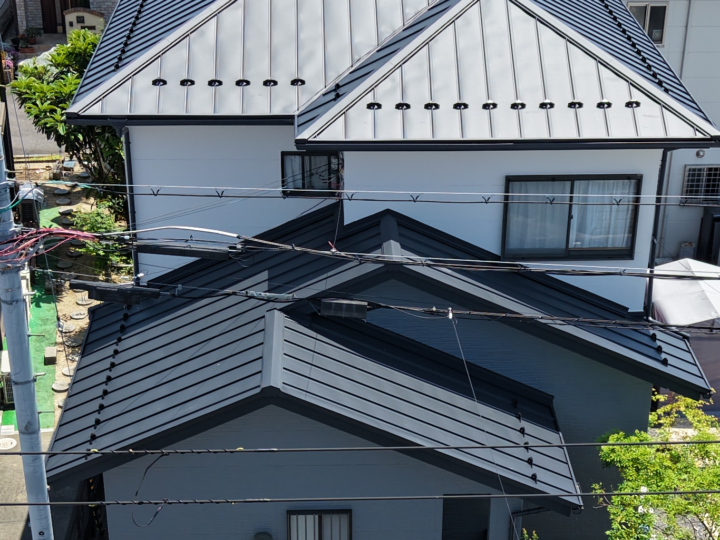 滋賀県草津市にて外壁塗装・屋根工事をさせて頂きました。