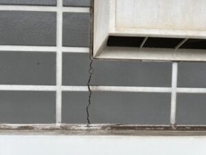 クラック サイディング 外壁